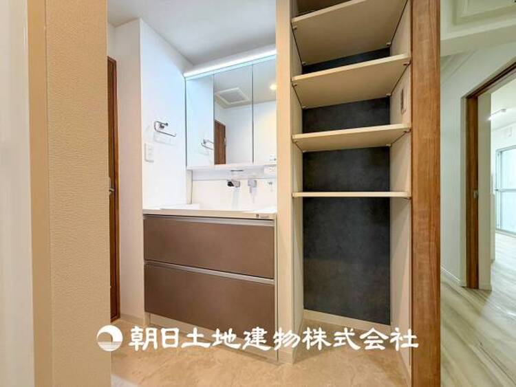 洗面 【洗面化粧台】こだわりをもった洗面台は普段の日々をファッショナブルな日々に変換してくれる力があります。