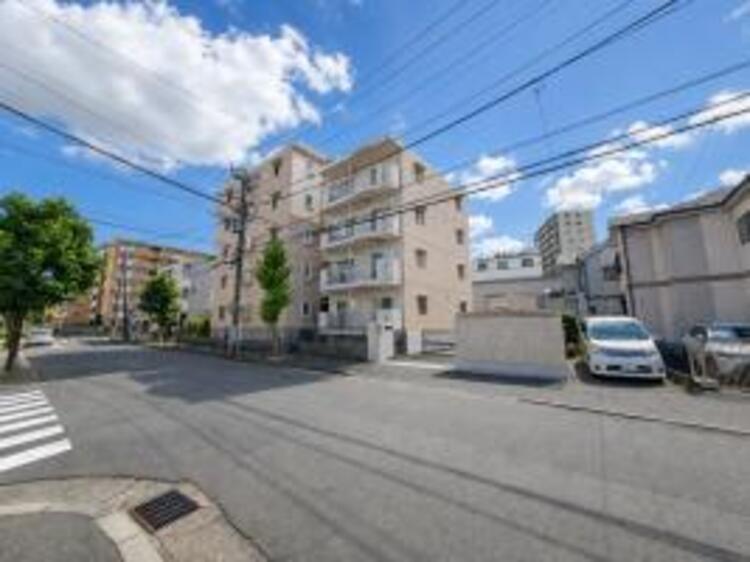 外観 陽射しと心地よい風が自慢の立地！新鮮な空気と光が広がる空間！生活を豊かにする大切なファクターです！　快適な住居がもたらす洗練された充足は生活に満足をあたえ、本当の豊かさを感じることができるでしょう！