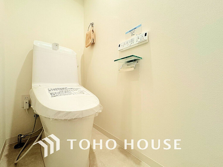 トイレ トイレには快適な温水洗浄便座付