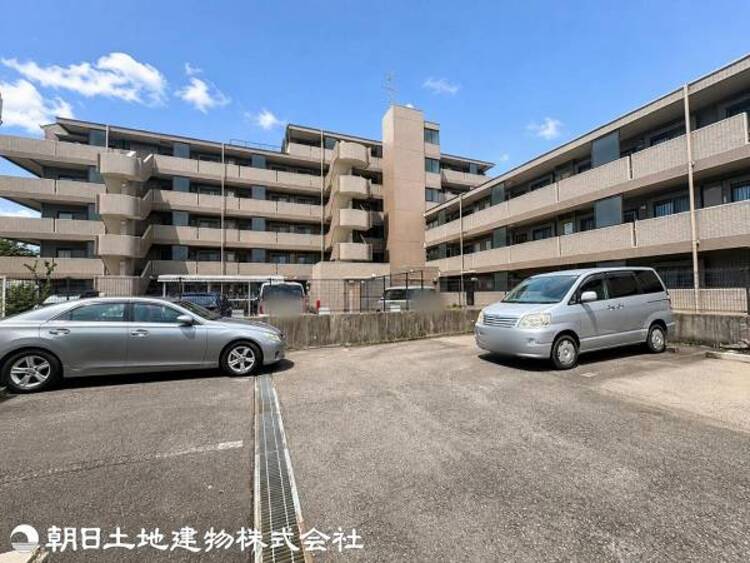 駐車場 【2026年8月撮影】