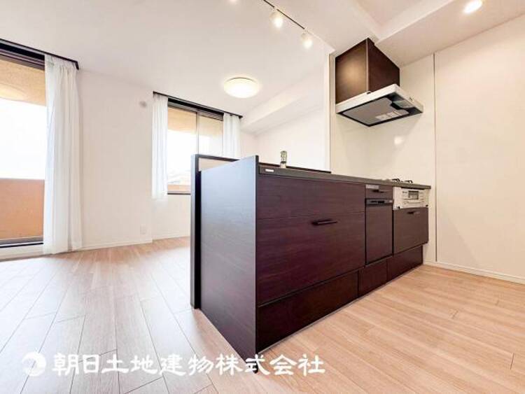 キッチン 【キッチン】毎日使う場所だからこそ、ストレスなく使えて、スムーズな家事ができる空間になっております。