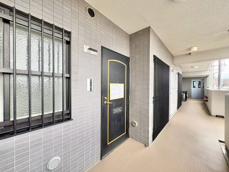玄関 玄関を開ければ、そこは安らぎのご自宅。