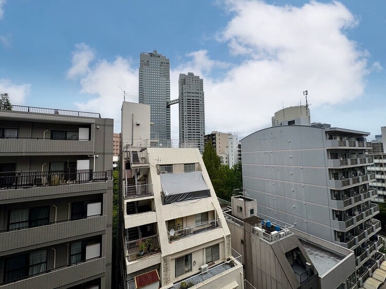 その他 眺望や窓からの景色が良いと、家で過ごす時間も快適です。