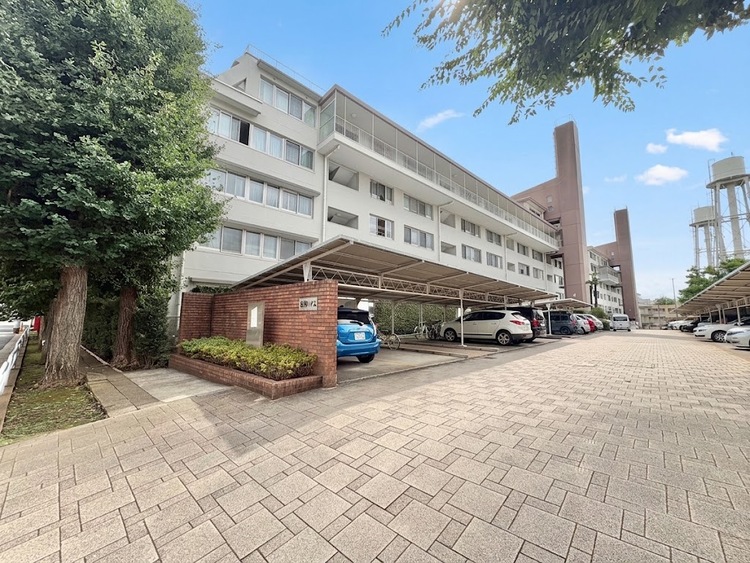外観 資料には掲載していない情報が、現地にはたくさんあります。是非一度、現地をご確認ください。