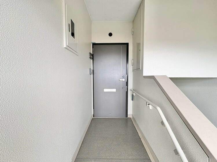 玄関 玄関を開ければ、そこは安らぎのご自宅。