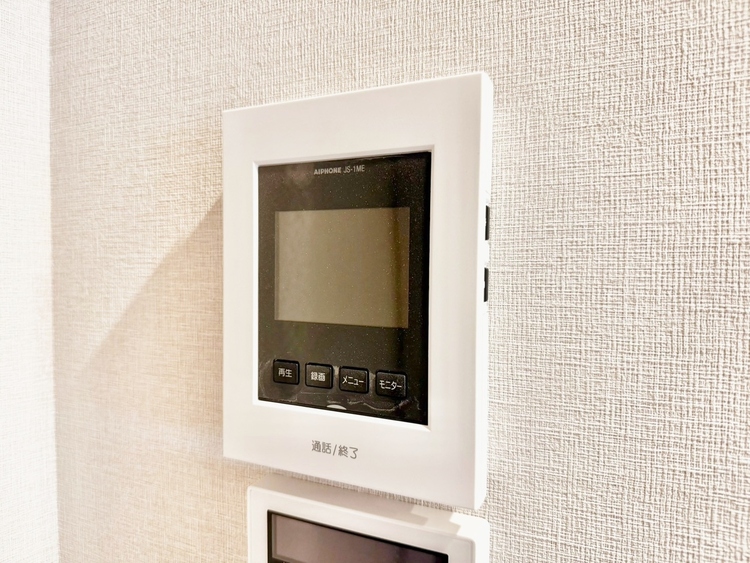 その他 誰が来てもわかる様にモニター付きインターホンを設置。