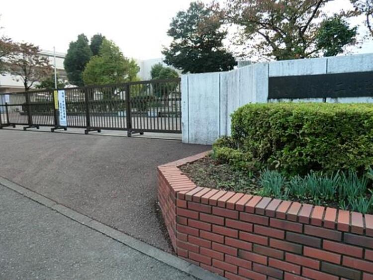 周辺 横浜市立あざみ野第二小学校まで約900ｍ