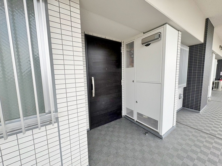 玄関 玄関を開ければ、そこは安らぎのご自宅。
