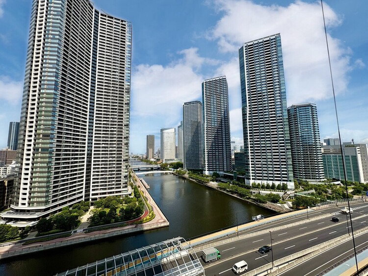 その他 眺望や窓からの景色が良いと、家で過ごす時間も快適です。
