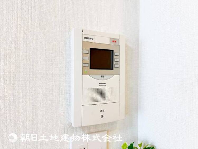 その他 【防犯設備】TVモニター付きインターホンは訪問者のお顔を確認出来安心な機能です！