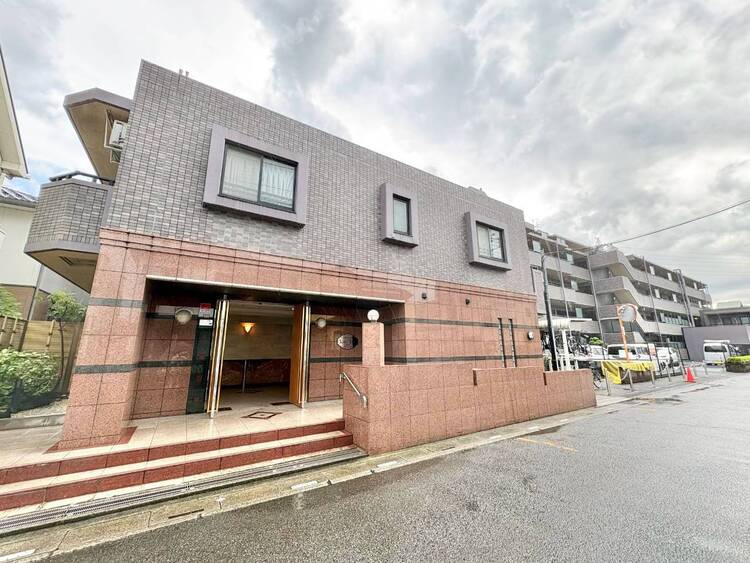 外観 資料には掲載していない情報が、現地にはたくさんあります。是非一度、現地をご確認ください。