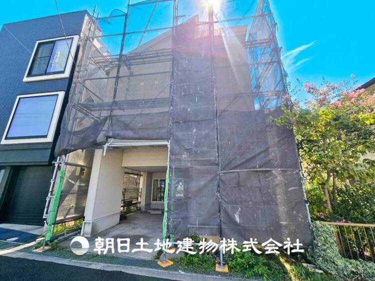 外観 【現地外観】生活に便利な住環境です。