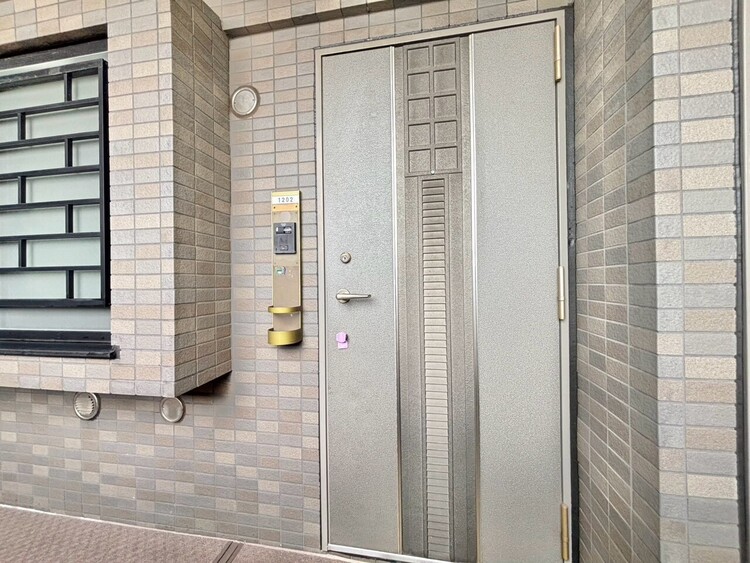 玄関 玄関を開ければ、そこは安らぎのご自宅。