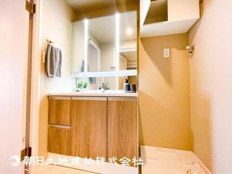 洗面 【洗面化粧台】慌ただしい1日が始まり、充実した1日の終わりを締めくくる洗面所。
