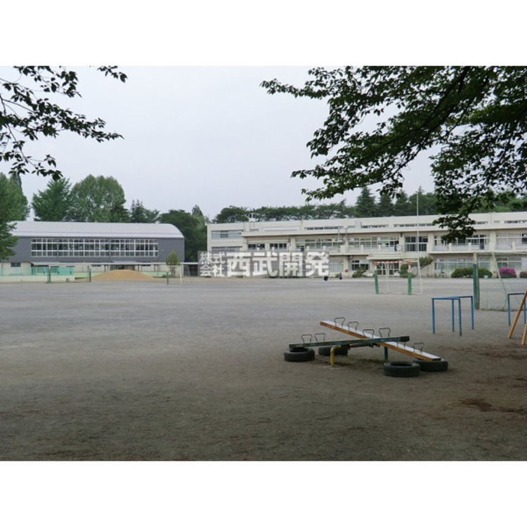 周辺 第七小学校(約1200m)
