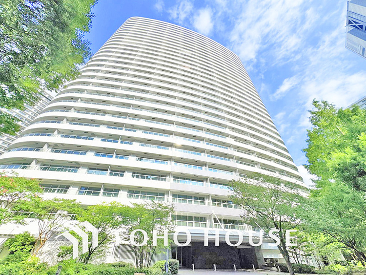 外観 〜地上30階建て免震構造のタワーレジデンス〜憧れのみなとみらいでの新生活〜大切なペットとお住まいいただけます〜