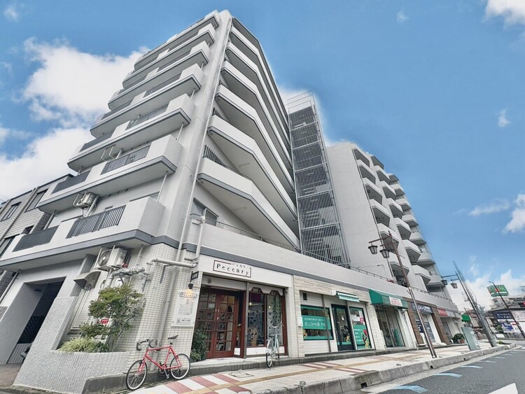外観 資料には掲載していない情報が、現地にはたくさんあります。是非一度、現地をご確認ください。