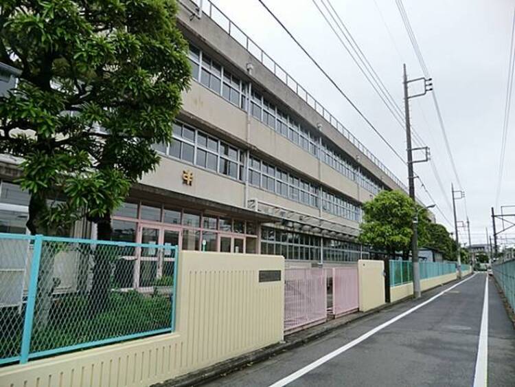 周辺 大田区立志茂田中学校　820ｍ