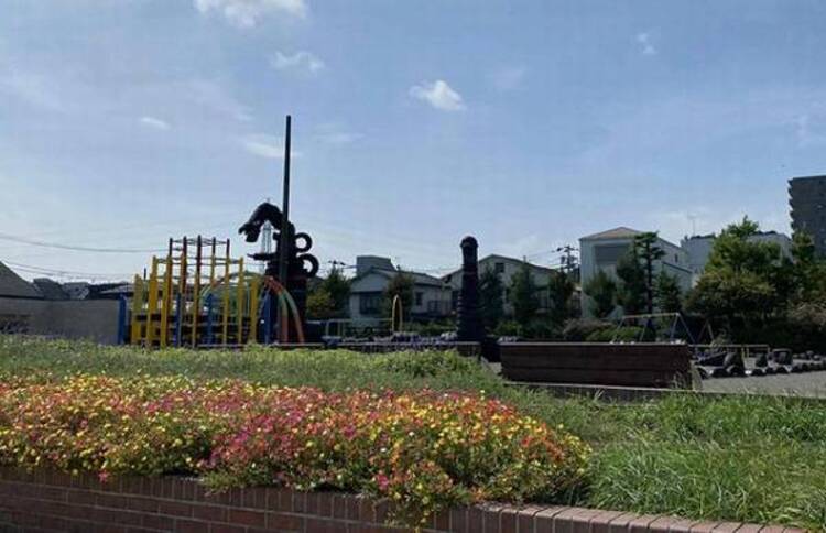 周辺 西六郷公園(タイヤ公園)　590ｍ