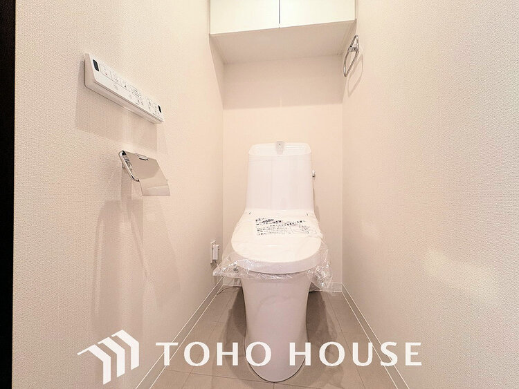 トイレ トイレには快適な温水洗浄便座付