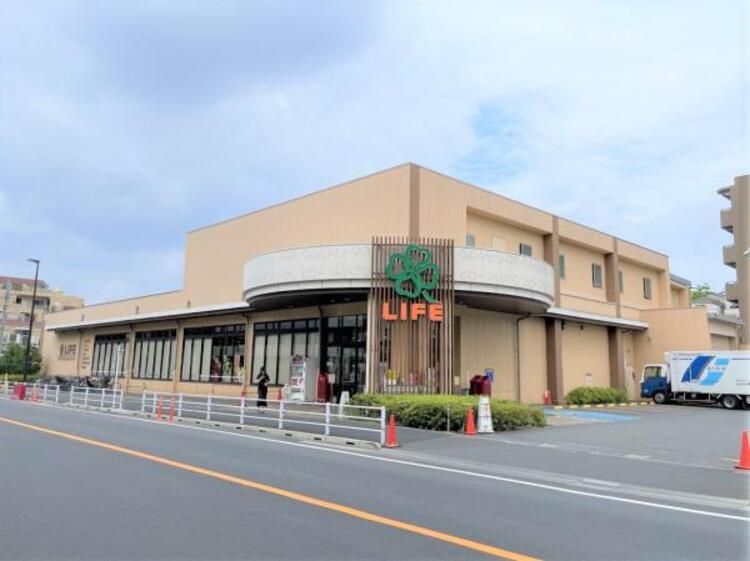 周辺 ライフ上池台店　530ｍ