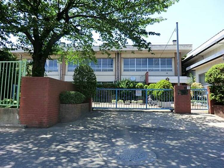 周辺 川崎市立南河原小学校　1110m