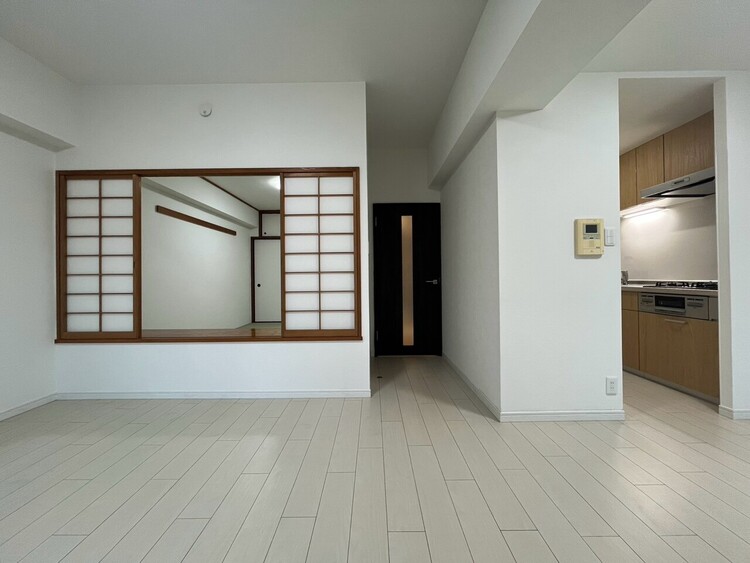 居間 過ごす時間が、たくさんの思い出として紡がれていく場所。