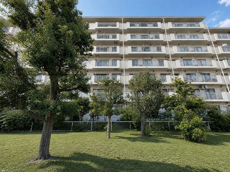 外観 資料には掲載していない情報が、現地にはたくさんあります。是非一度、現地をご確認ください。