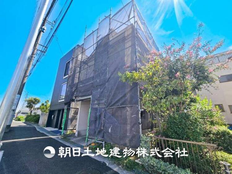 外観 【現地写真】目の前に手を伸ばせば、触ることが出来そうな環境が、そのままインテリアになったような印象です。