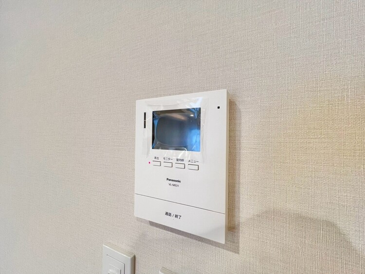 その他 誰が来てもわかる様にモニター付きインターホンを設置。