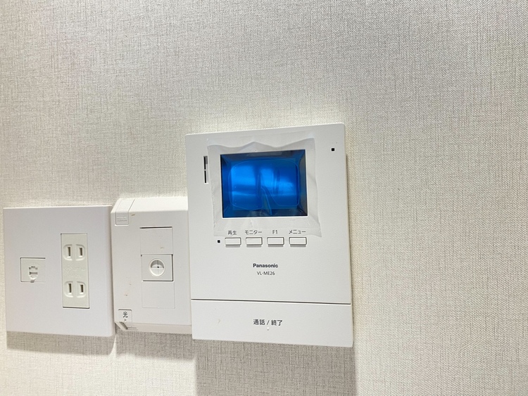 その他 誰が来てもわかる様にモニター付きインターホンを設置。