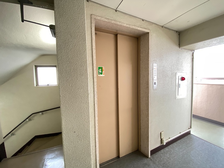 その他 エレベーター完備のため荷物が多くなっても安心。