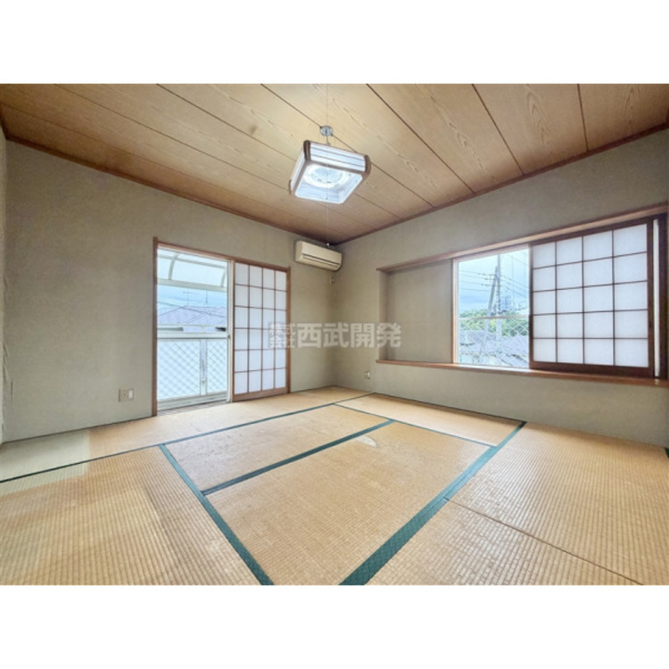内装 ２階和室８帖