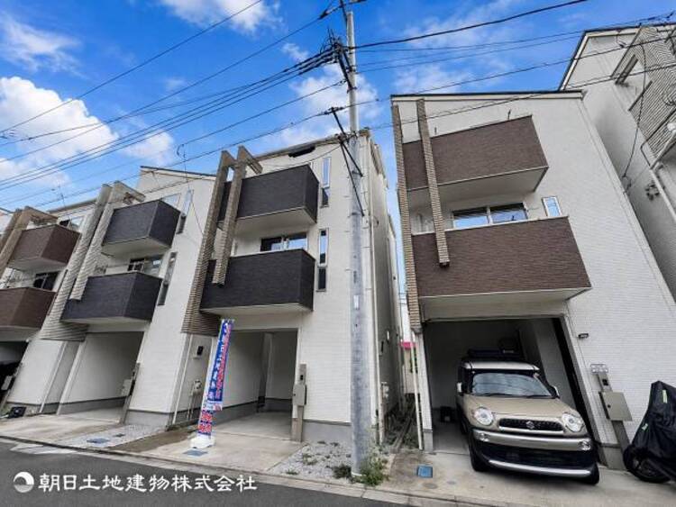 外観 大切な人とともに、心穏やかに過ごすひとときになるリビング。