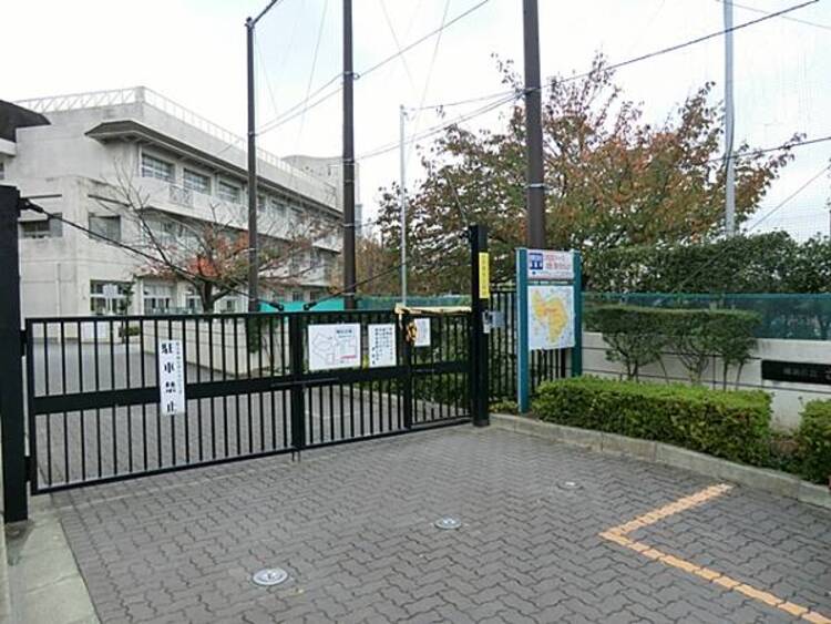 周辺 横浜市立さつきが丘小学校まで約910ｍ