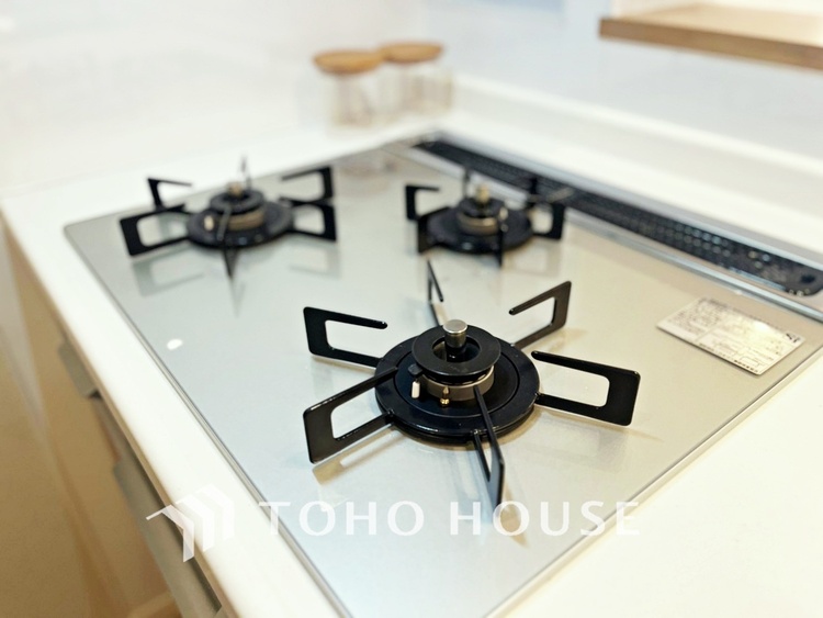 キッチン 【KITCHEN】◆家族のおはよう◆の声を笑顔で迎えてあげられるシステムキッチン。朝ごはんが楽しみでちょっと早起きしたくなるんです。