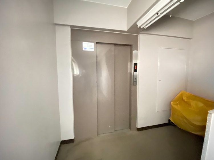 その他 エレベーター完備のため荷物が多くなっても安心。