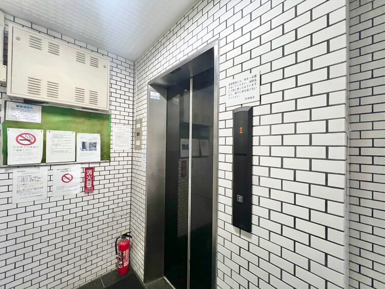 その他 エレベーター完備のため荷物が多くなっても安心。