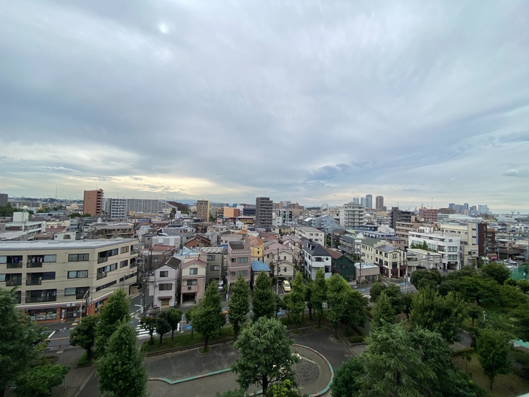 その他 眺望や窓からの景色が良いと、家で過ごす時間も快適です。