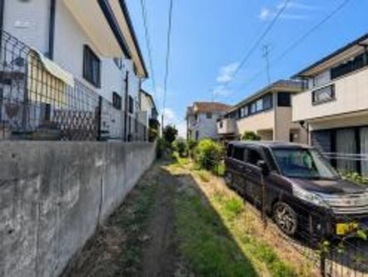 外観 落ち着きのある身近で安心感のある住環境がとてもすてきです！！！小さなお子様にも安心感が広がります！！！前面道路や周辺の落ち着きも暮らしやすさにつながります。現地の雰囲気をぜひご体感くださいませ！