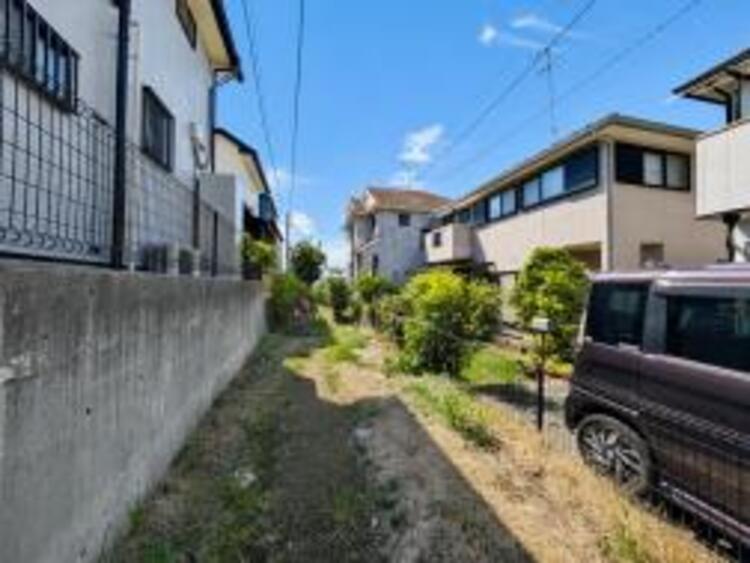 外観 自然な自身でいられるリラックスできる住環境が魅力的です！！！自然と心を満たしてくれそうなロケーション肩の力を抜いて過ごせる穏やかな毎日が楽しく過ごせそうです。本当の自分らしさ見つけてみませんか！