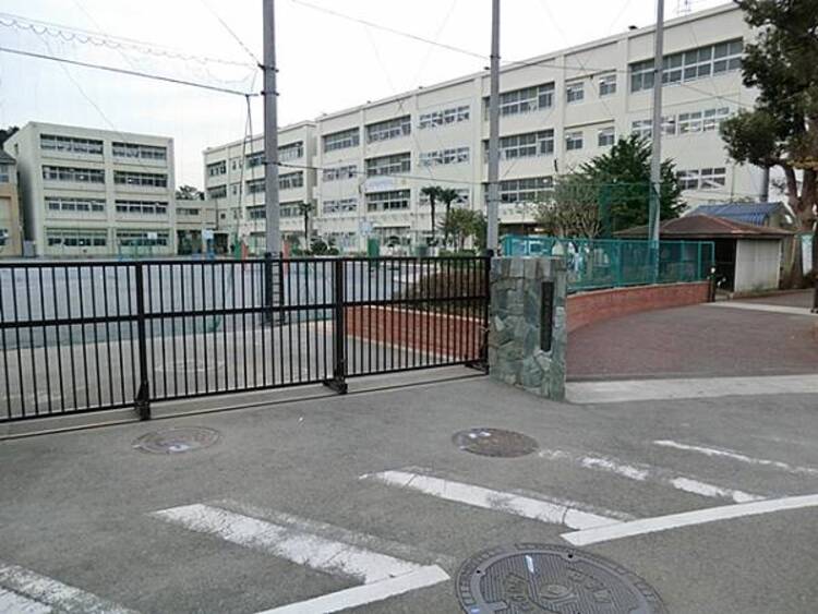 周辺 横浜市立三保小学校まで約960ｍ