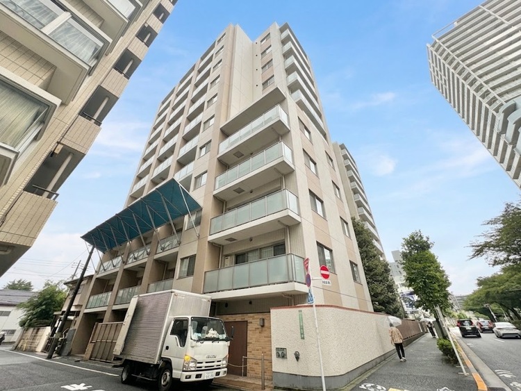 外観 資料には掲載していない情報が、現地にはたくさんあります。是非一度、現地をご確認ください。
