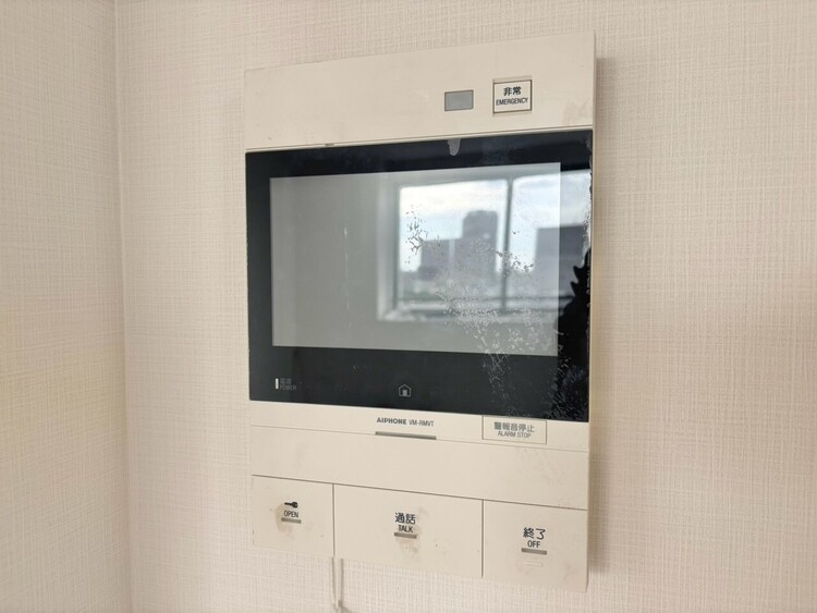 その他 誰が来てもわかる様にモニター付きインターホンを設置。