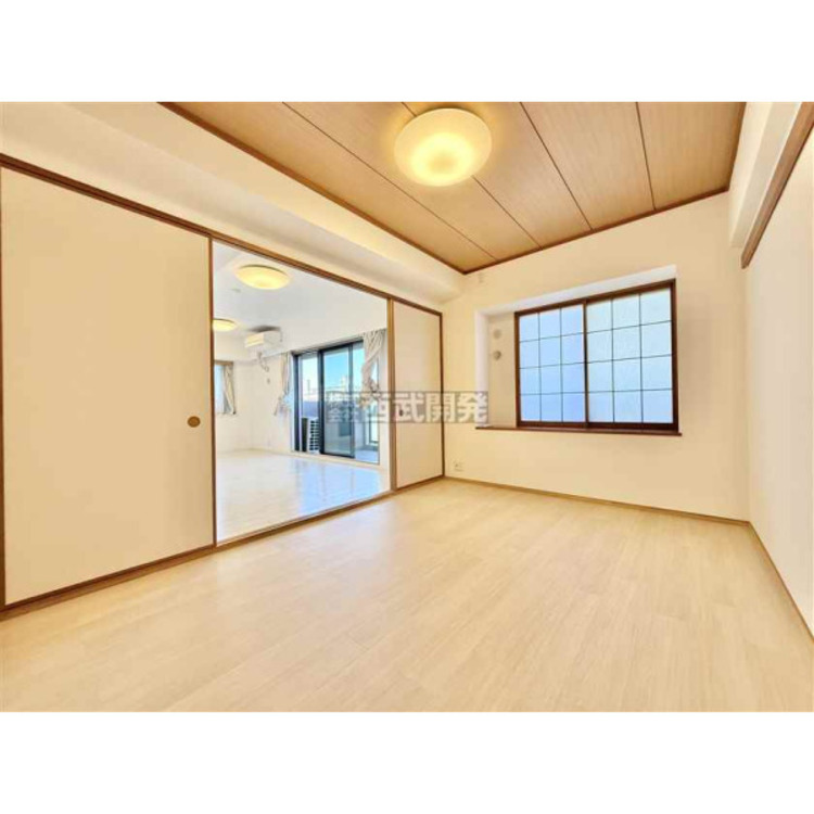 内装 洋室6帖