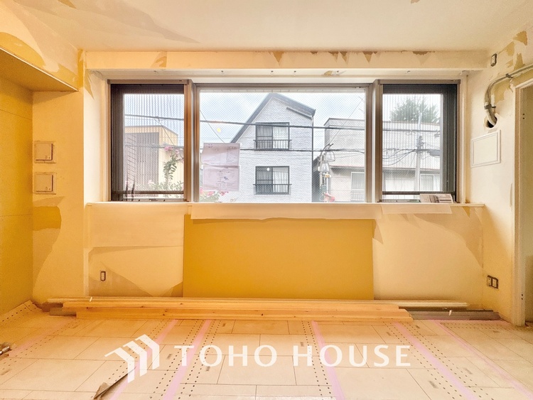 内装 【改装中】リビングこそ居心地のいい暮らしが待っているのだと思う。