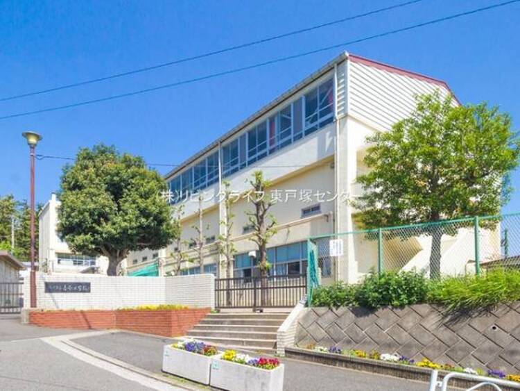 周辺 横浜市立吉原小学校　310ｍ