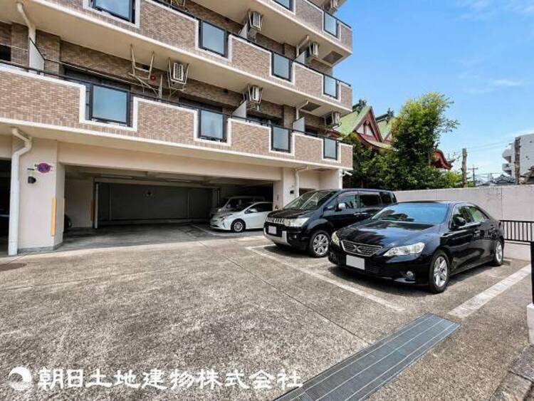 駐車場 【2026年8月撮影】