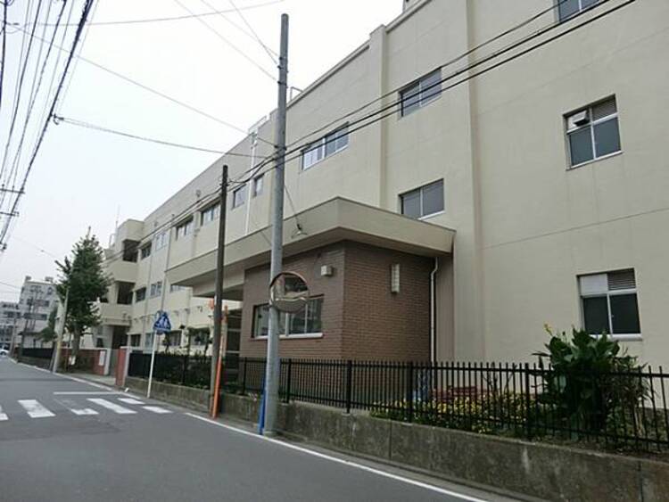 周辺 横浜市立南小学校まで約450ｍ