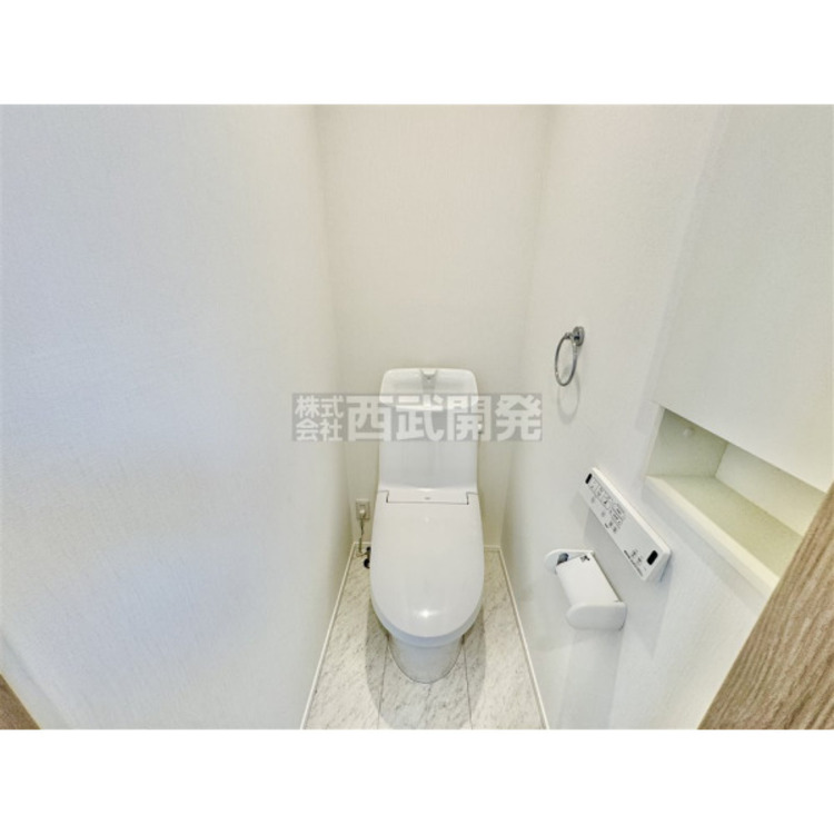 トイレ いつも綺麗に清潔に。洗浄機能付きトイレです。